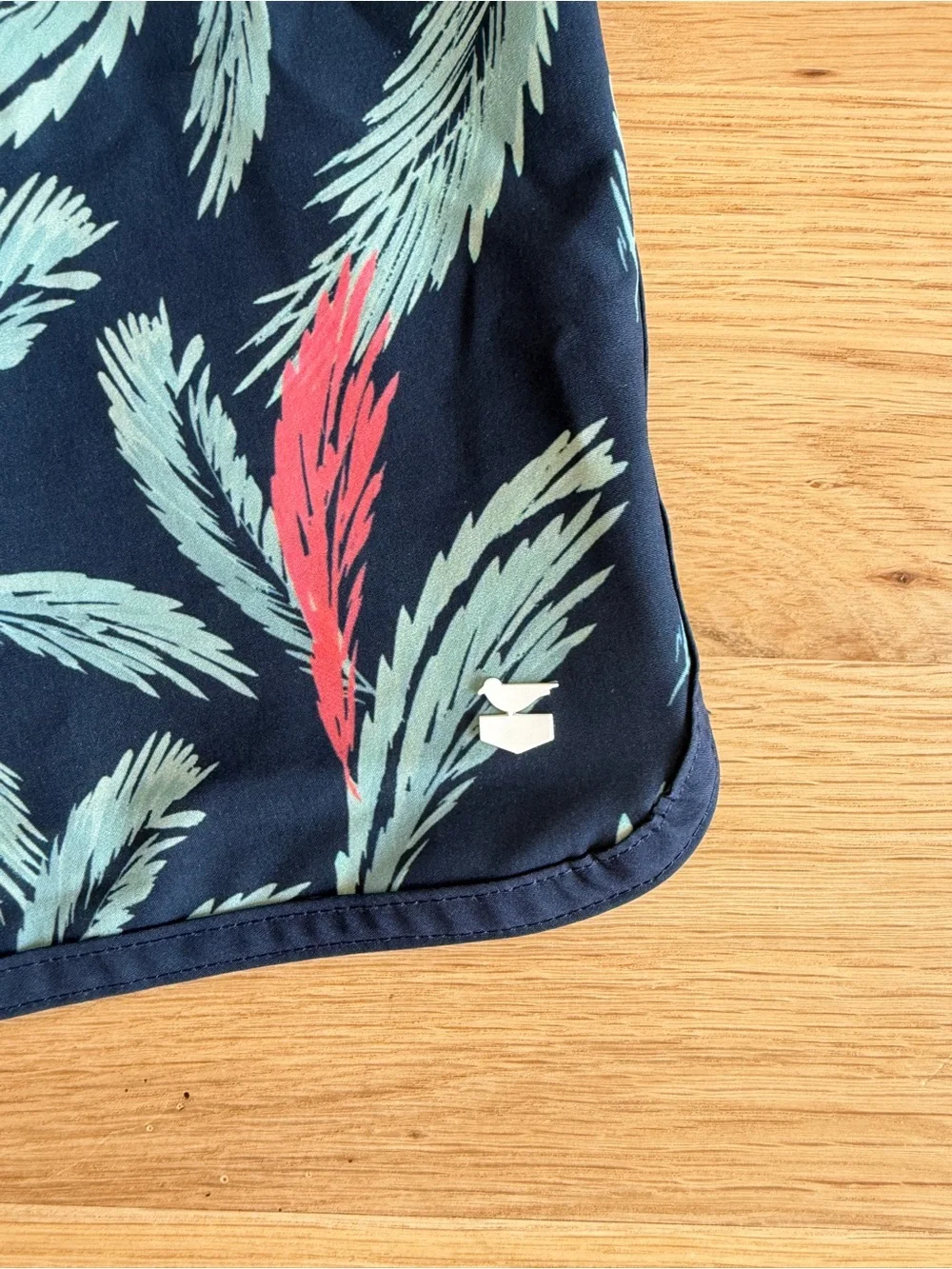 Jetty Mollusk 8” Navy Palm Leaf-Print Boardshorts - Size 32